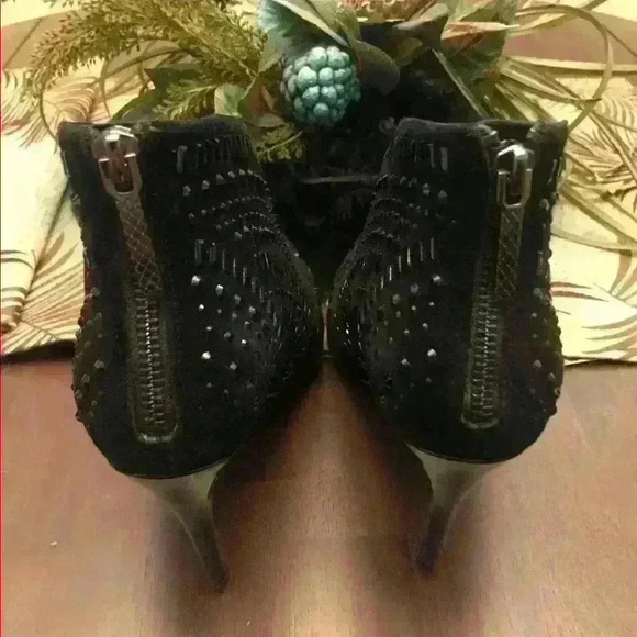 NWOT Donald Pliner Black Sequined Boots size 8 - Picture 5 of 9